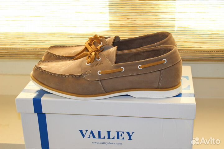 Продам мокасины