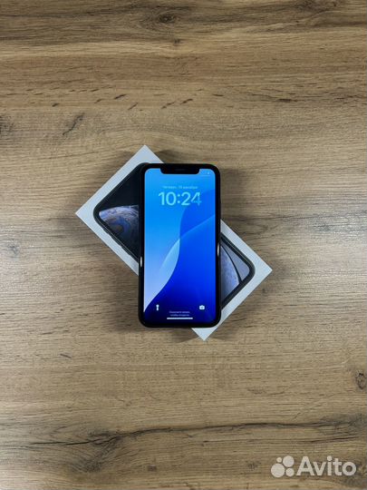 iPhone Xr, 64 ГБ