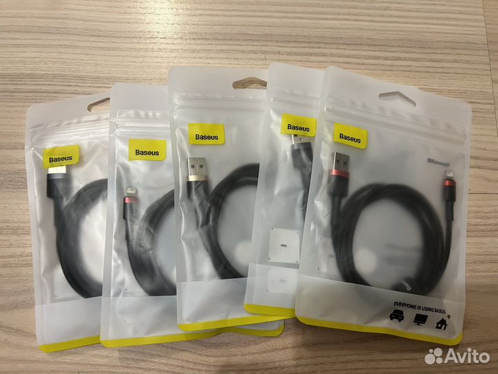 Кабель Baseus для iPhone