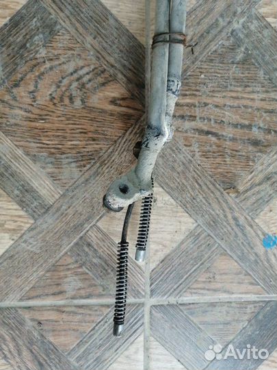 Трос ручника Nissan Tiida C11 HR16DE