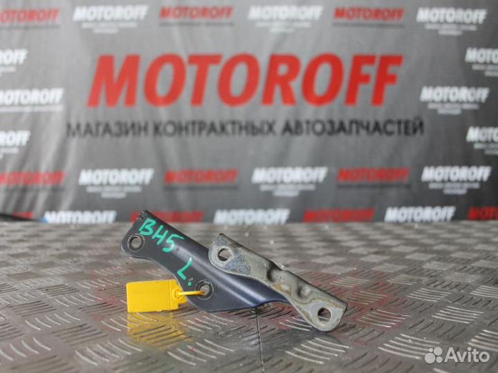 Шарнир капота Субару Легаси BH5 левый А949