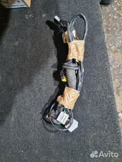 Проводка двери задняя правая Hyundai Solaris 1