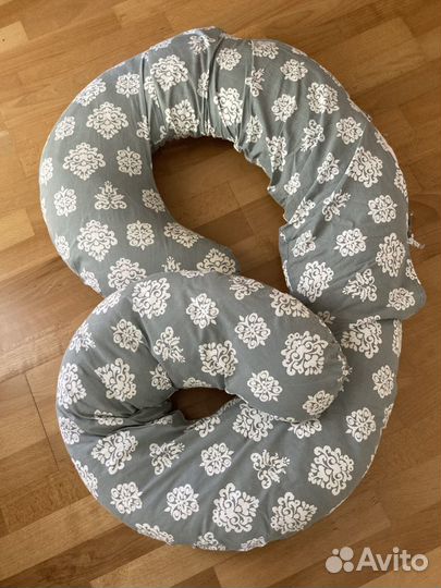 Подушка для кормящих и беременных Born Free