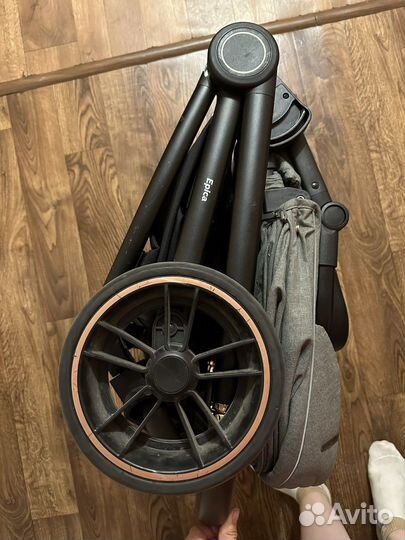 Коляска carello epica с реверсивным блоком