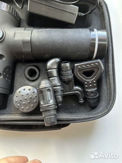 Массажный перкуссионный пистолет