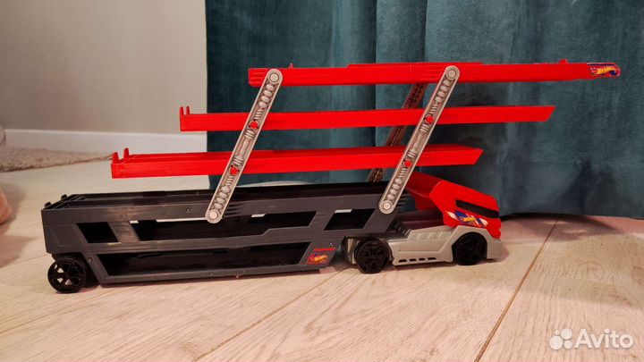 Hot wheels автовоз