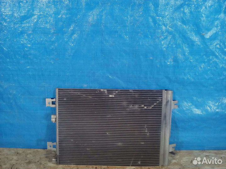 Радиатор кондиционера Renault Logan 1 2004-2014