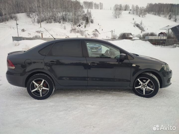 Volkswagen Polo 1.6 МТ, 2012, 143 000 км