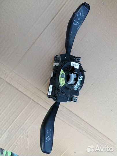 Подрулевые переключатели Skoda Fabia 2013 г, 1.2