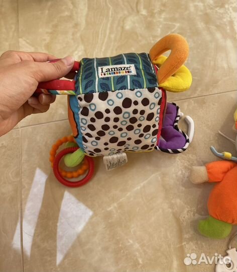 Развивающие игрушки Canpol и Lamaze