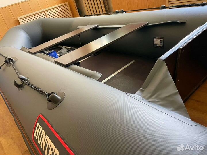 Надувная лодка Hunterboat Хантер 320 Л серый