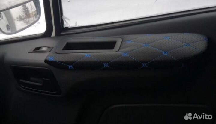 Подлокотник Газель Некст на дверь