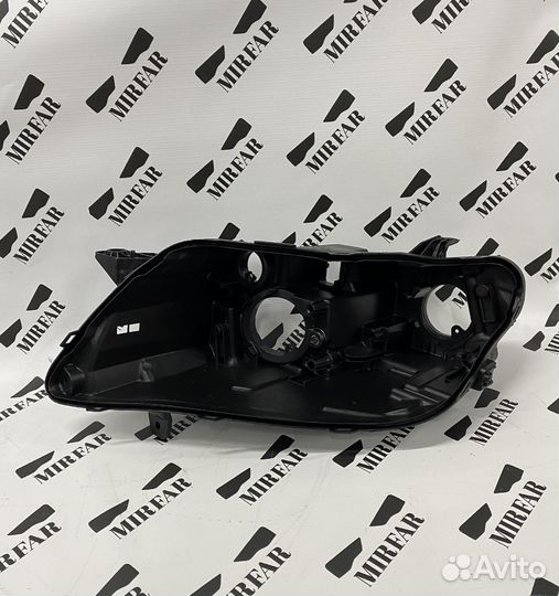 Левый корпус фары Geely Atlas 2016-н.в. Halogen