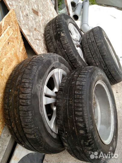 R15 Bridgestone B250 205/65, PCD 5x100 DIA 58.5