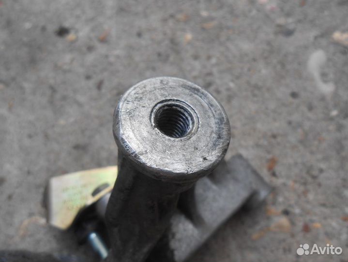 Кронштейн генератора Ауди А6 С4 2.5 тди 046145515F