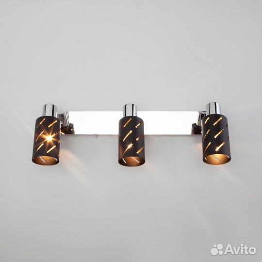 Спот настенно-потолочный Eurosvet 3 лампы