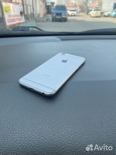 iPhone 6, 32 ГБ