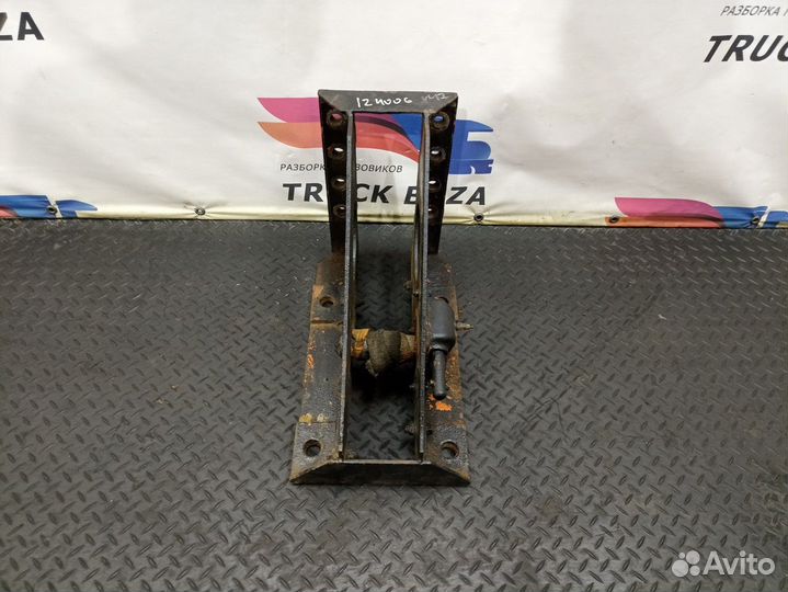 8147359 Кронштейн запасного колеса Volvo FH