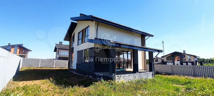 Коттедж 172 м² на участке 9 сот.