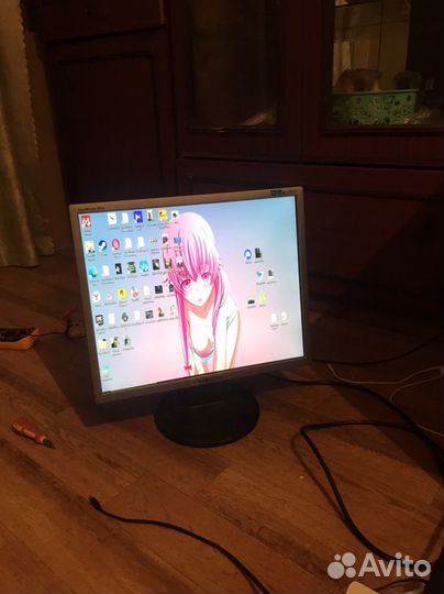 Монитор Samsung