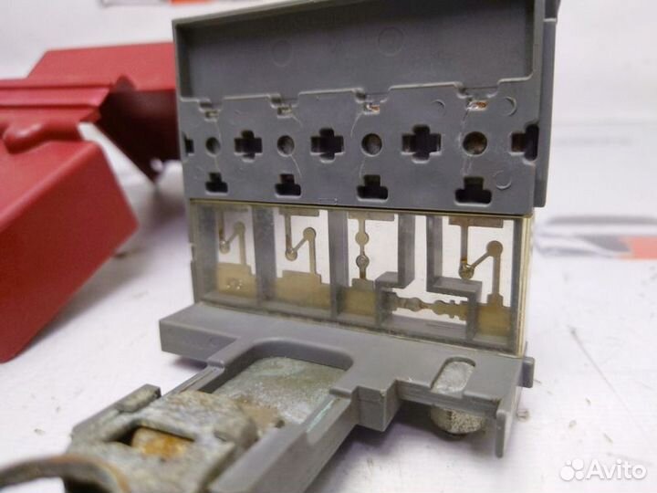 Клемма аккумулятора плюс Mitsubishi Outlander II