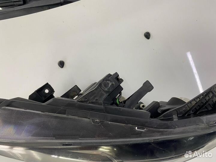 Фара левая LADA vesta