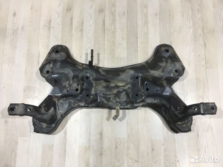 Подрамник Балка подмоторная Kia RIO 3