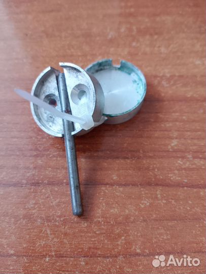 Печать на дверь