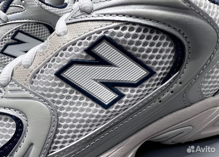 Низкие кроссовки для удобства