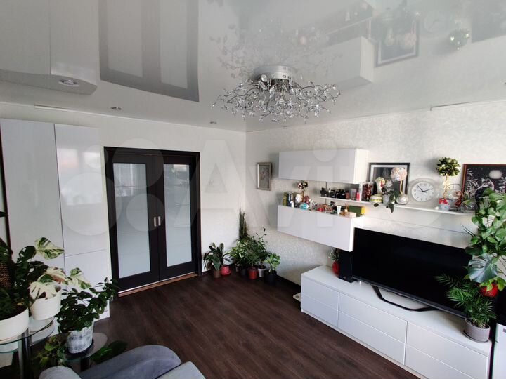 4-к. квартира, 80,6 м², 2/10 эт.