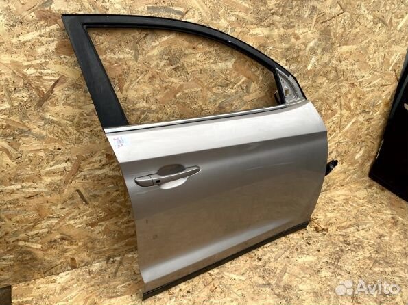 Дверь передняя правая Hyundai Tucson 3 Rest