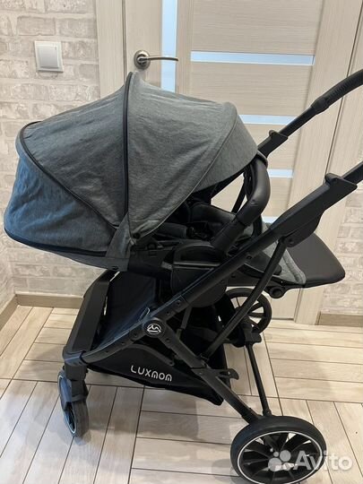 Прогулочная коляска luxmom