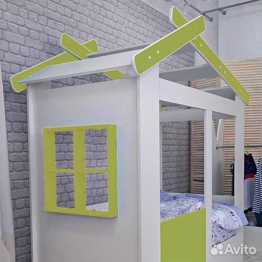 Детская кровать домик