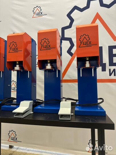 Укупорочный автомат для бутылок 