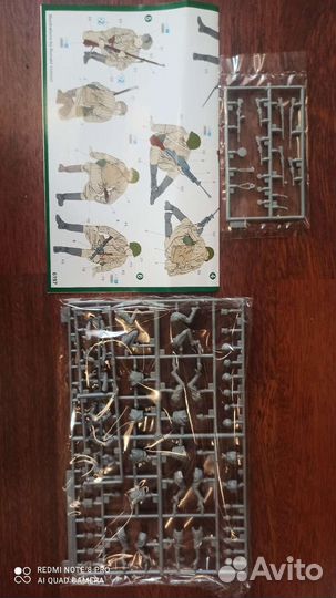 Модель 1 35. Пехота на танке. Dragon