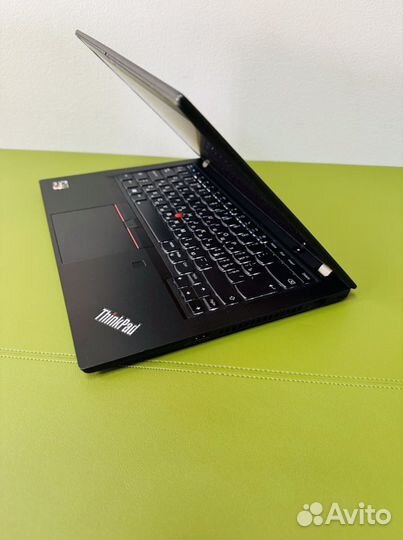 ThinkPad T14 Сенсорный + Ryzen 7