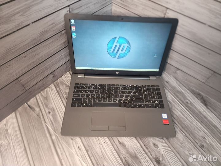 HP 250 G6 i3 7020U / 8DDR4 / Full HD