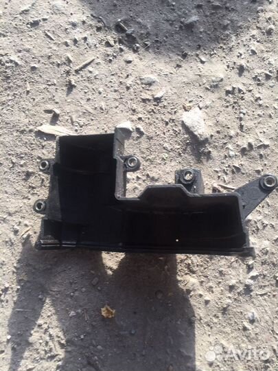 Маслоотражатель на мотор 3.0 BBJ