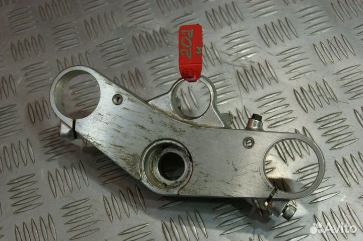 Траверса верхняя Kawasaki ZX-9R (ZX900C)