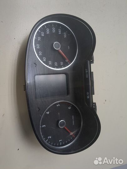 Щиток приборов Volkswagen Amarok, 2016