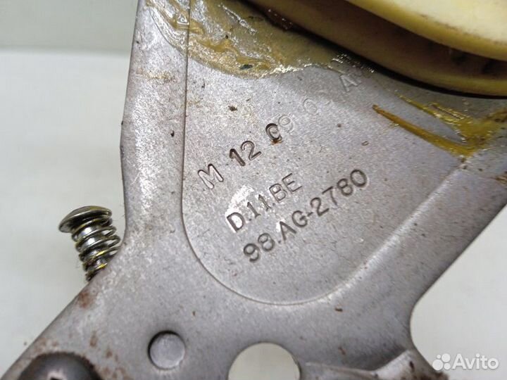 Рычаг стояночного тормоза Ford Focus 1 1.6 2002