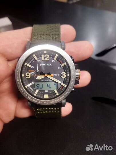 Часы casio pro trek