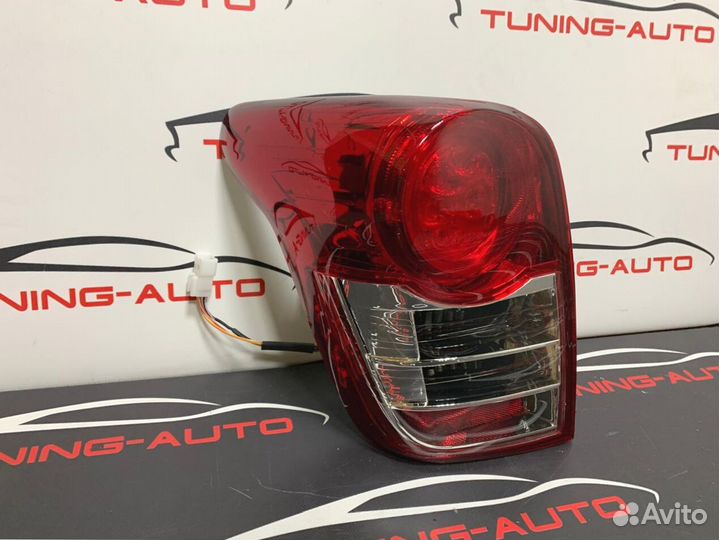 Стопы на Fielder 140 2006-2012 комплект