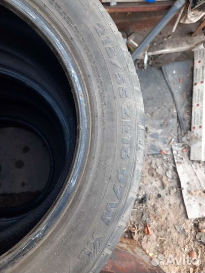 Charmhoo Ice3 215/55 R16 97ZR
