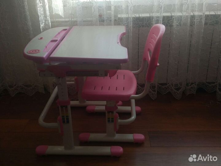 Растущая парта и стул