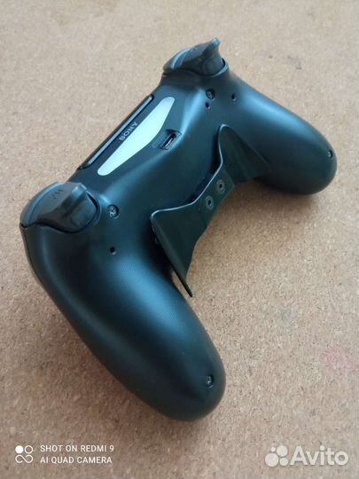 DualShock 4 Crossfire by GearZ
