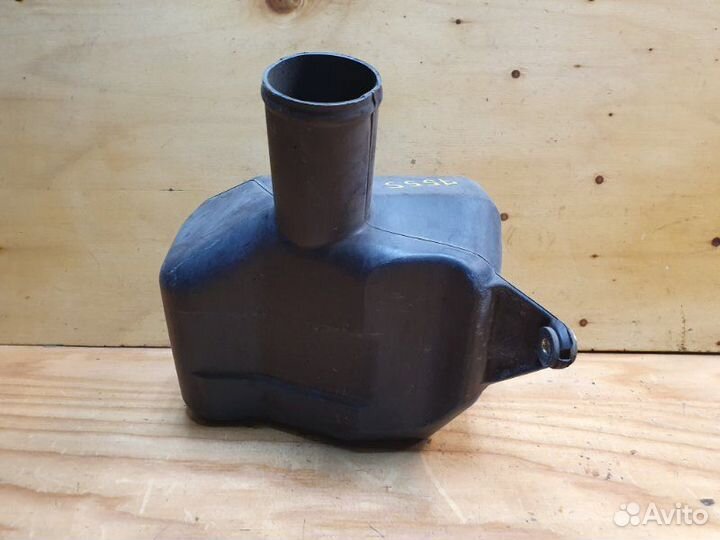 Резонатор воздушного фильтра Nissan X-Trail NT30