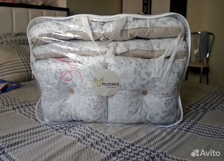 Бортики в детскую кроватку