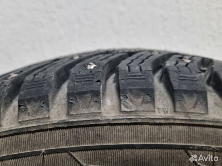 Nordman 8 215/70 R16 104T