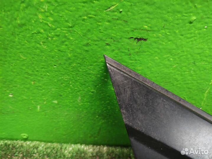 Накладка крыла переднего правого Honda Civic 5D